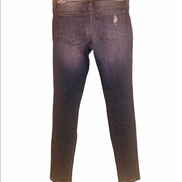 Sneak Peek Skinny Distressed Jeans - Picture 4 of 6